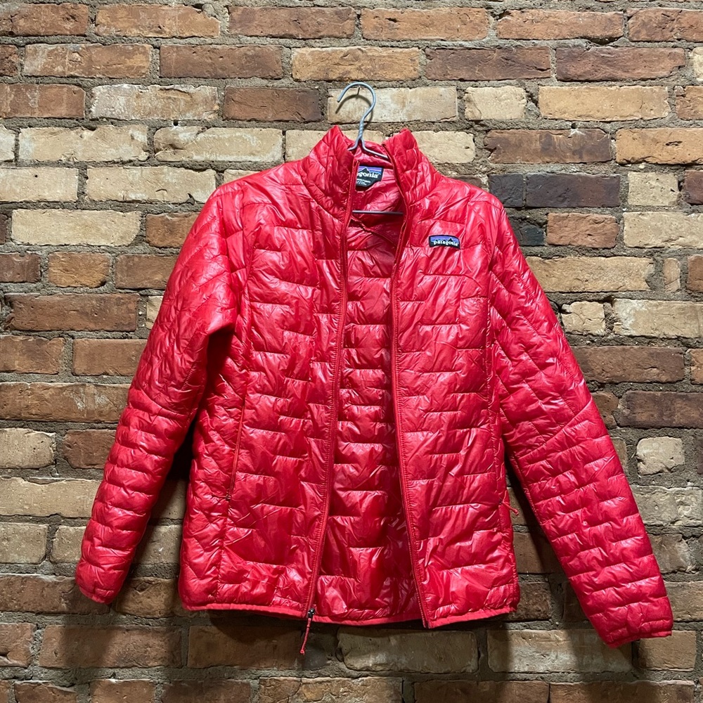 Patagonia micro puff insulated jacket